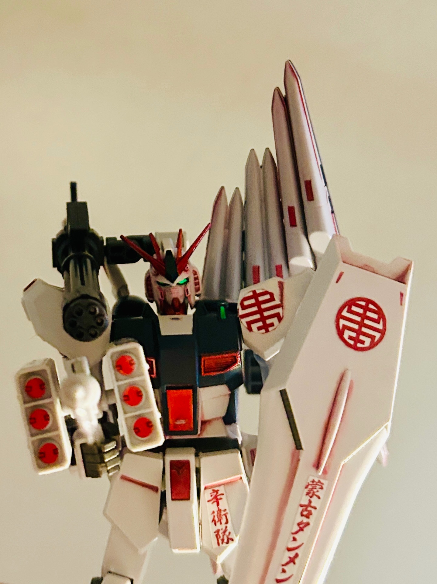 白根隆也専用νガンダム